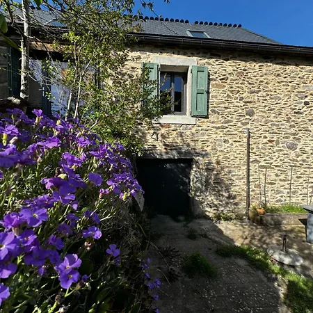 Nature Aubrac Σπίτι διακοπών *